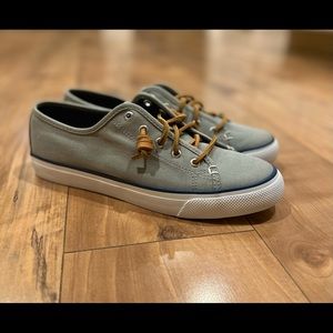 Women’s Sperry Shoes